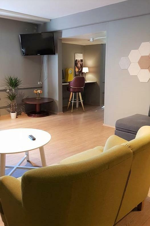 Hotel Asbru By Reykjavik Keflavik Airport Extérieur photo